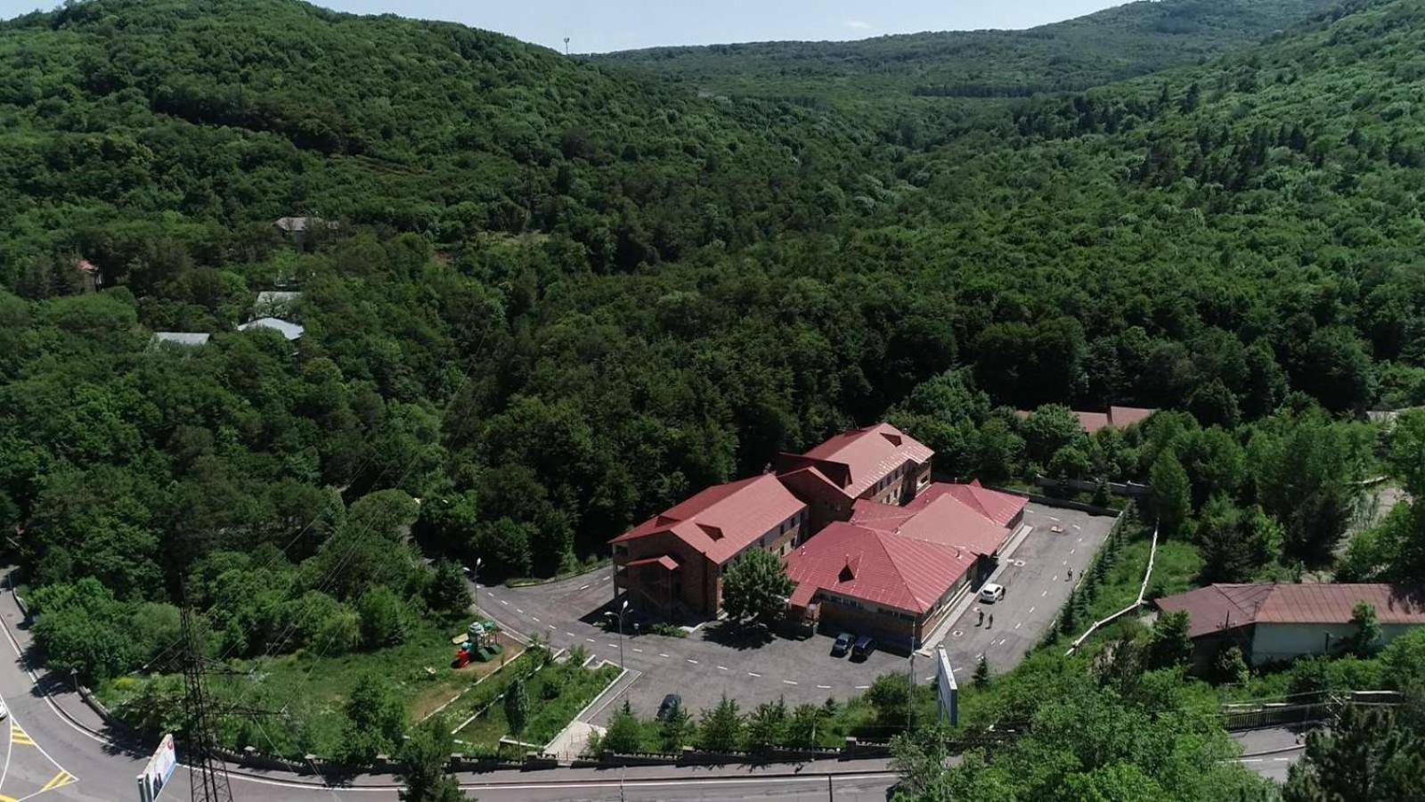 Отель Цахкаовит Цахкадзор Экстерьер фото